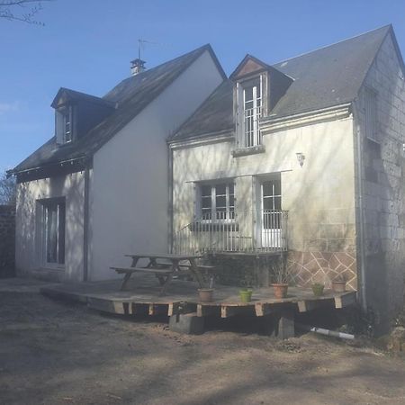 Au Bois De La Belle. Rigny-Ussé Exterior photo