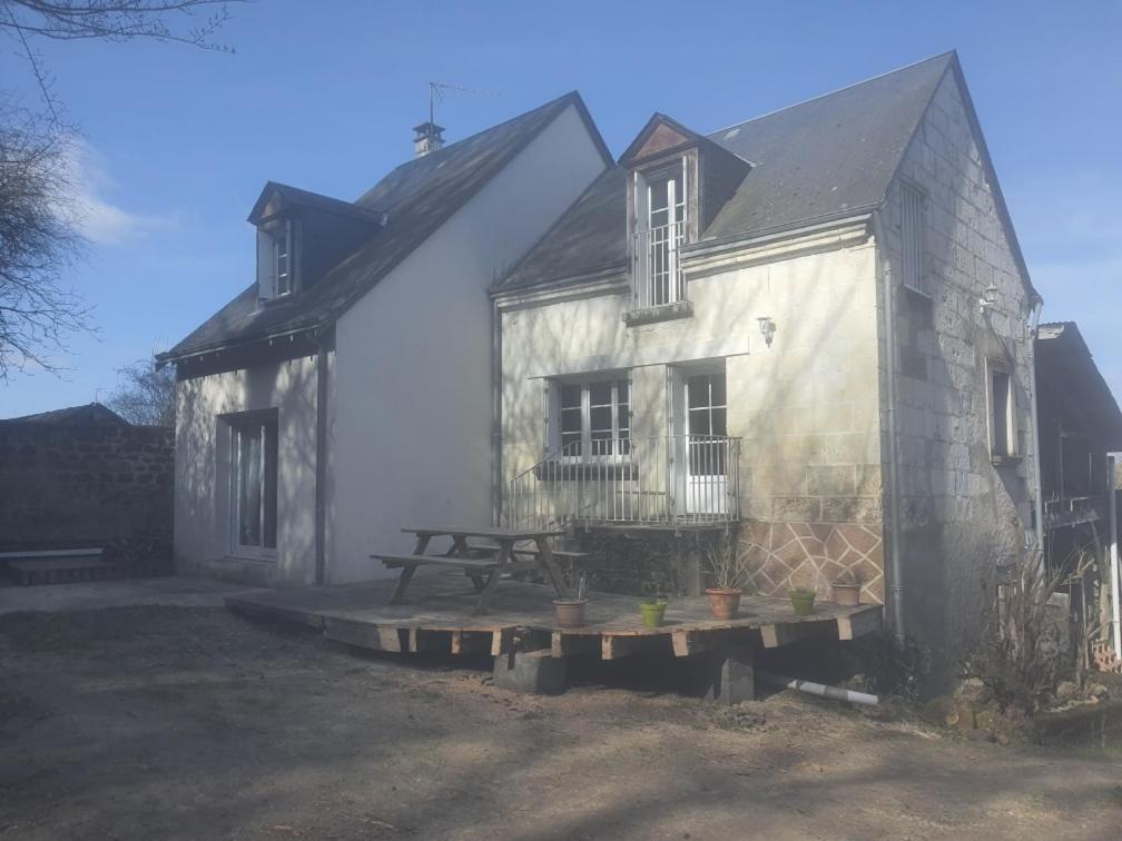Au Bois De La Belle. Rigny-Ussé Exterior photo